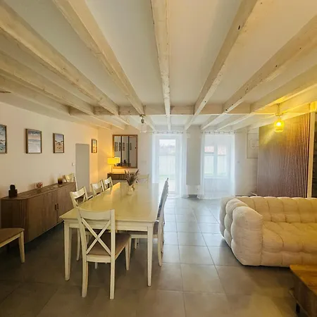 Villa Bella & Mouilleron-le-Captif
